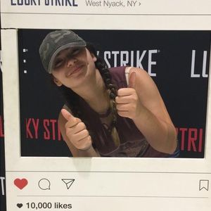 Meet your Posher, Danielle